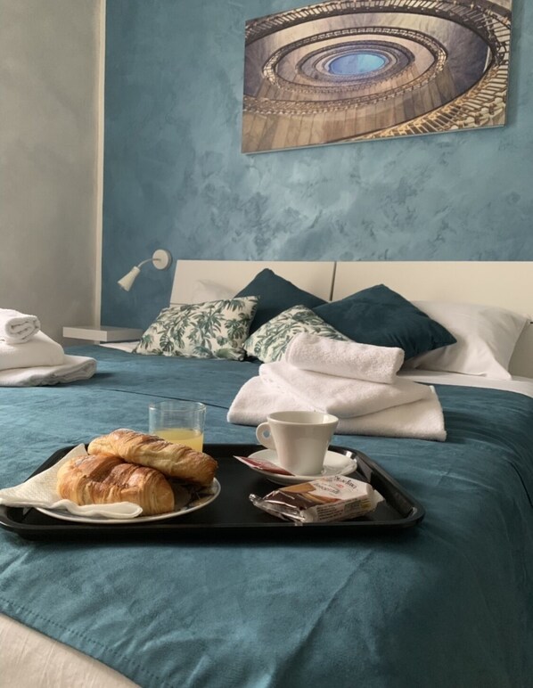 Chambre Design Double ou avec lits jumeaux | Restauration dans la chambre