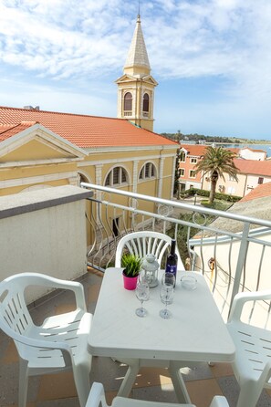 Apartemen, 1 kamar tidur, teras, pemandangan laut (A8) | Teras/patio