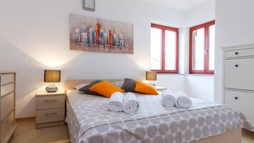 Comfort Apartment, 2 Bedrooms, Terrace (A9)