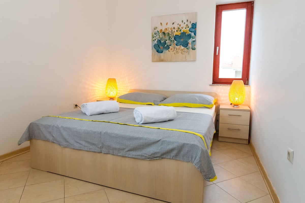 Ameublement personnalisé, fer et planche à repasser, Wi-Fi gratuit