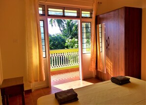 Comfort-Villa, 4 Schlafzimmer | Ausblick vom Zimmer