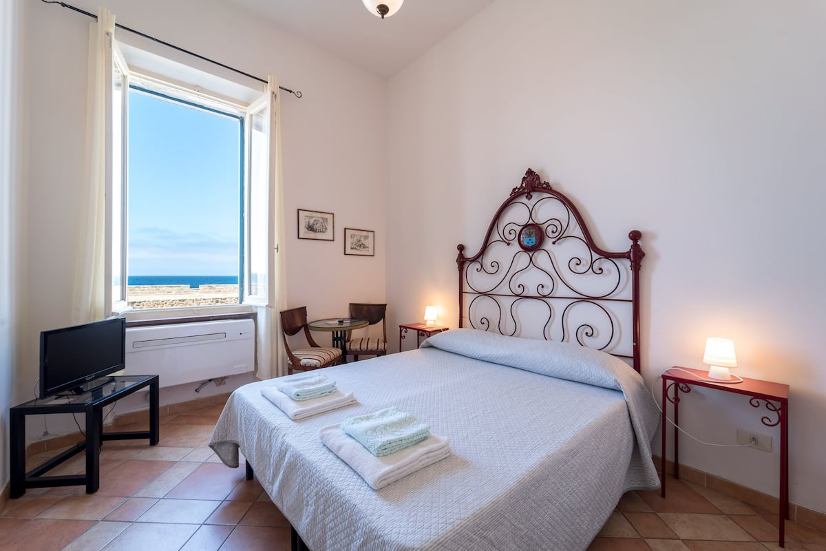 Standard Double Room, Private Bathroom, Sea View (Vista mare bagno esterno) | Interior