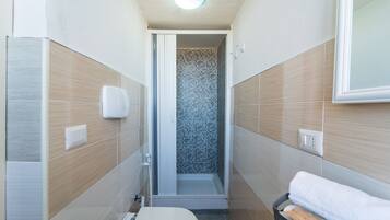 Superior-Doppelzimmer, mit Bad, Meerblick (Deluxe) | Badezimmer