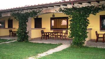 Studio, lantai dasar | Teras/patio