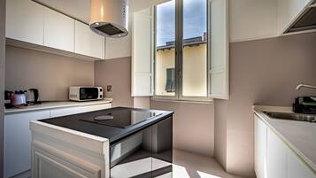 Apartment, 3 Schlafzimmer, Stadtblick | Eigene Küche