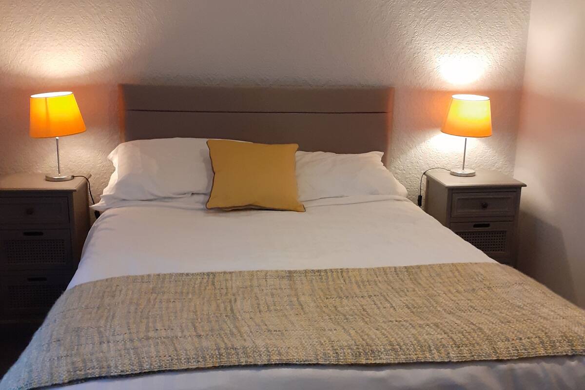 Premium bedding, Tempur-Pedic beds, individually decorated