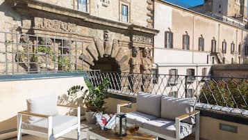 Luxury Studio Suite, Terrace, City View (Porta Felice B) | Teres/patio