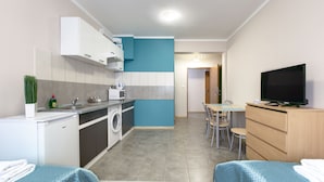 Apartemen (3) | Kedap suara, setrika/meja setrika, Wi-Fi gratis, dan seprai linen