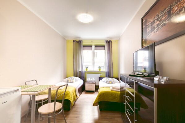 Appartement (2) | Chambres insonorisées, fer et planche à repasser, Wi-Fi gratuit