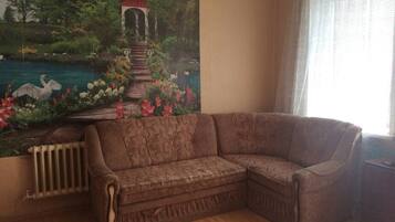 Appartement | Bureau, fer et planche à repasser, Wi-Fi gratuit, draps fournis