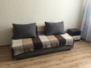 Apartment, 1 Bedroom | Iron/ironing board, free WiFi