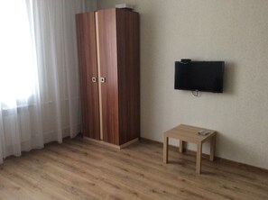 Apartment, 1 Bedroom | Room amenity