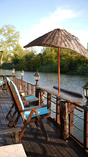 Terrace/patio - Sweet Home River Hotel (Sile)
