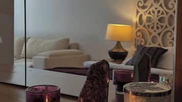 Kahden hengen huone, poreamme | Ilmainen Wi-Fi, vuodevaatteet