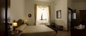 In-room safe, cots/infant beds, free WiFi, bed sheets - Antica Masseria Jorche (Torricella)