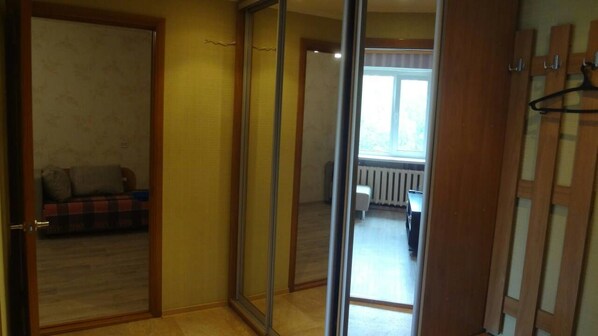 Desk, iron/ironing board, free WiFi, bed sheets - Apartment on Karla Marksa 258B (Tambov)