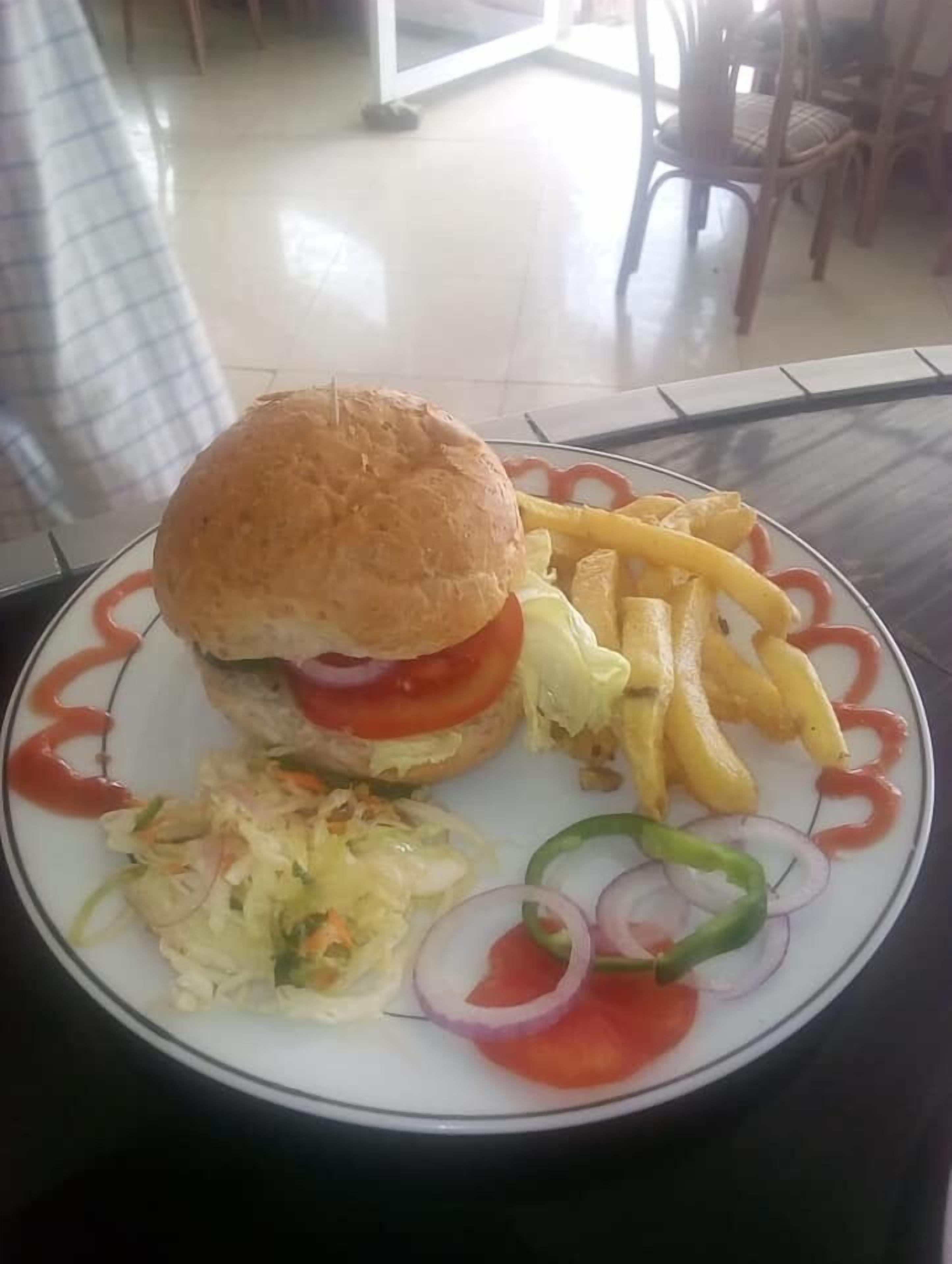 Breakfast, lunch and dinner served 
