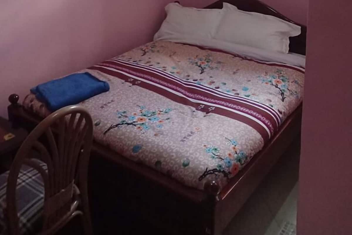 Premium bedding, in-room safe, soundproofing, iron/ironing board