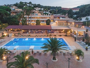 Piscina a l'aire lliure