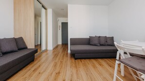 Nice Studio | Ferros/tábuas de passar roupa, Wi-Fi de cortesia, roupa de cama