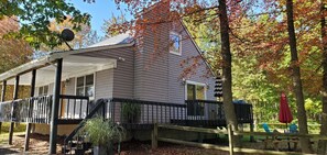 Front of property - Paradise Pine Getaway Cabins (Pocono Pines)