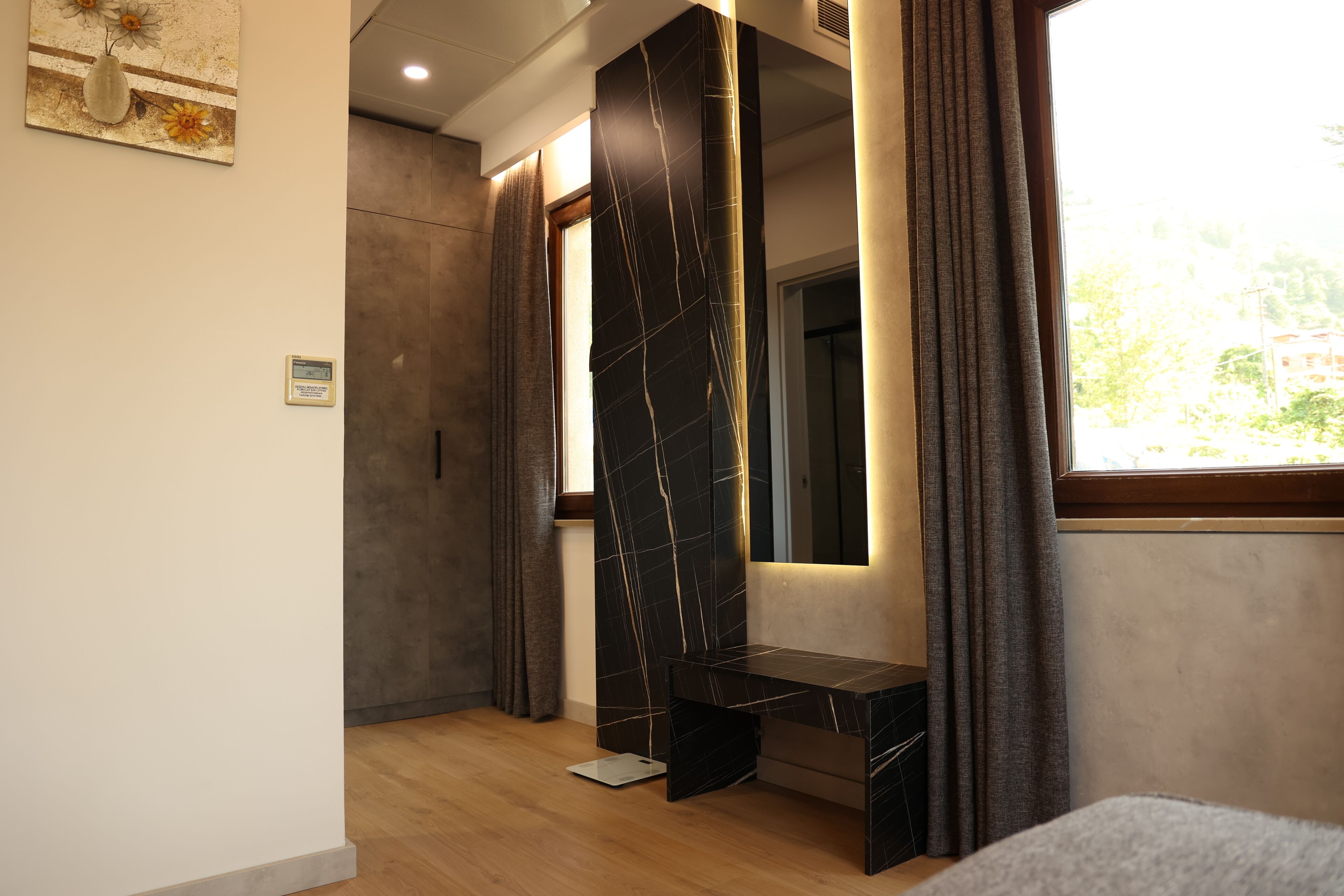 Premium bedding, minibar, in-room safe, desk