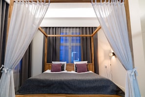 Junior Suite, 1 King Bed