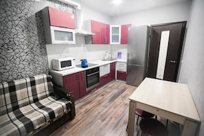 Fridge, microwave, stovetop, electric kettle