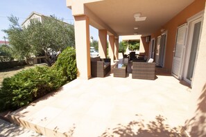 Property grounds - Studios & Rooms Fiesta (Novalja)