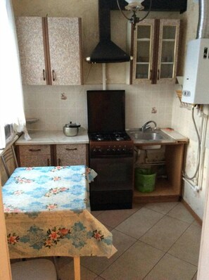 Apartment | Private kitchen | Fridge, microwave, stovetop, electric kettle