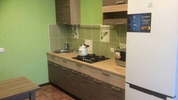 Apartment | Eigene Küche | Kühlschrank, Mikrowelle, Herdplatte, Wasserkocher