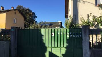 مدخل المنشأة