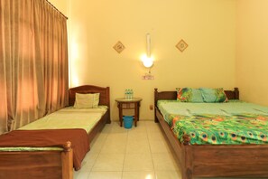 ห้องแฟมิลี่ | โต๊ะทำงาน, Wi-Fi ฟรี, ผ้าปูที่นอน