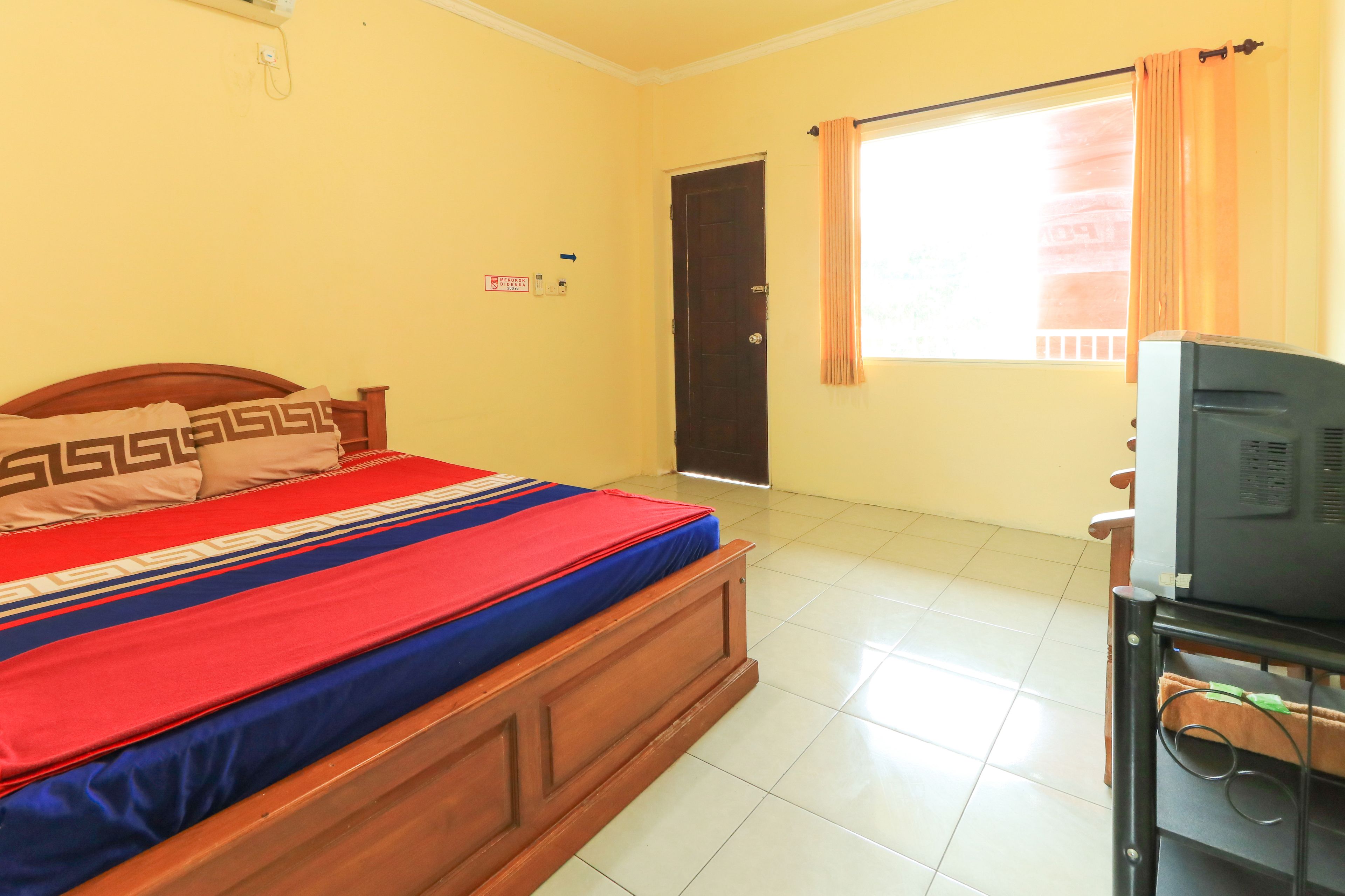 Standard Double Room | Desk, free WiFi, bed sheets