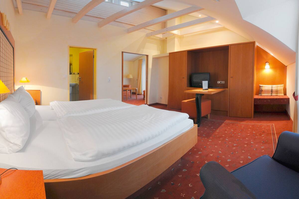 desk, iron/ironing board, free wifi, bed sheets