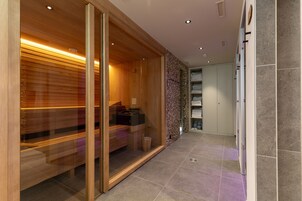 Sauna, steam room, body treatments, facials, massages