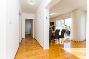 Superior Apartment, 2 Bedrooms, Terrace (A1) | Dining room - Summer Breeze Apartments (Novalja)