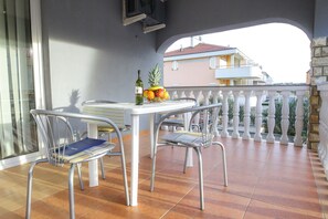 Apartment, 1 Bedroom, Terrace | Terrasse/Patio