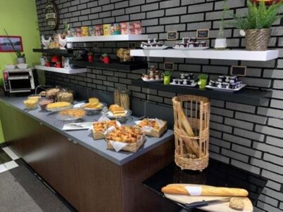 Enzo Hotel Brétigny