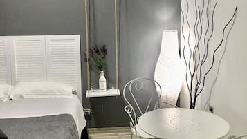 Room, Garden View | Individually furnished, blackout curtains, free WiFi, bed sheets