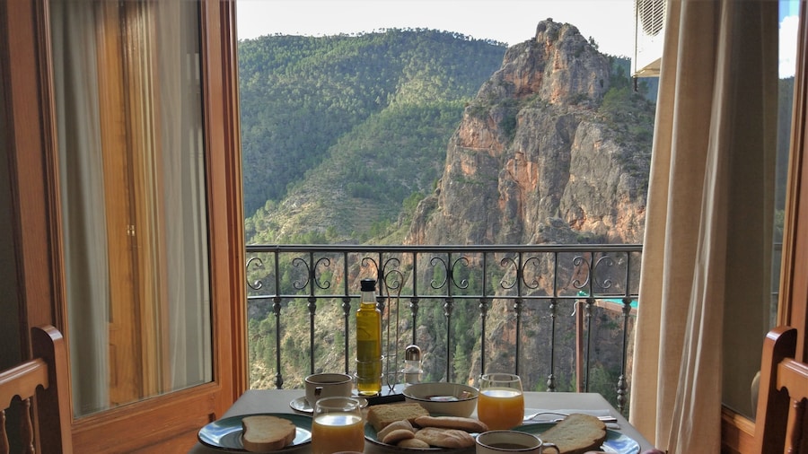 Miralmundo Alojamientos Rurales Ayna - HOSTAL RURAL