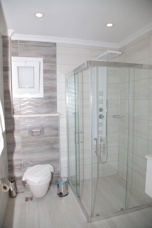 Bathroom - Villa Natesse (Fethiye)