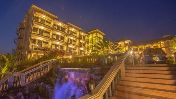 Front of property - evening/night - Nyaika Hotel (Fort Portal)