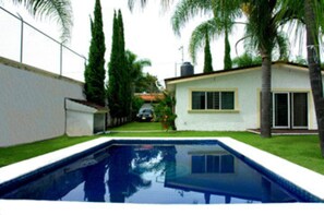 Outdoor pool - Finca Vacacional Ciprés (Yautepec)