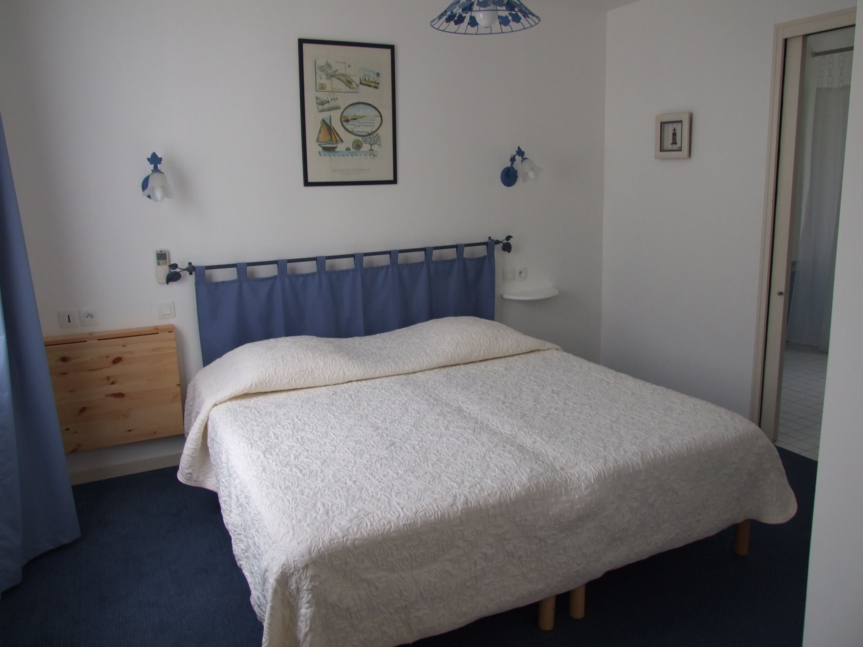 double room, accessible | hypo-allergenic bedding, individually decorated, individually furnished