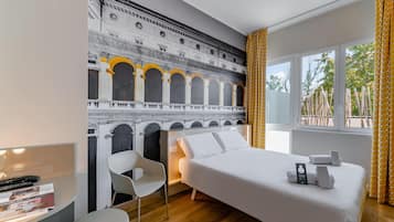 Standard-Doppelzimmer, Nichtraucher, Terrasse | Zimmersafe, Schreibtisch, Verdunkelungsvorhänge, schallisolierte Zimmer