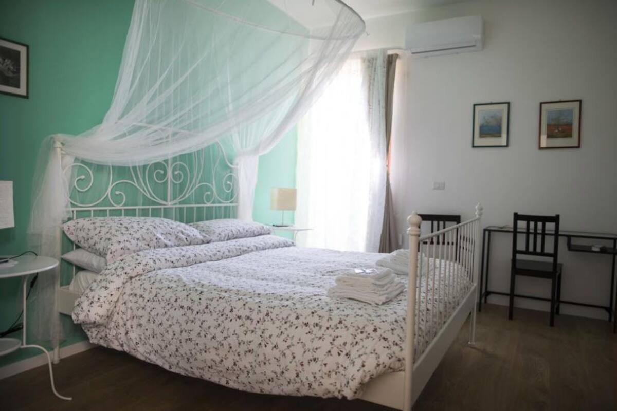 Double Room, Balcony, Sea View (Aria) | Minibar, in-room safe, desk, blackout drapes