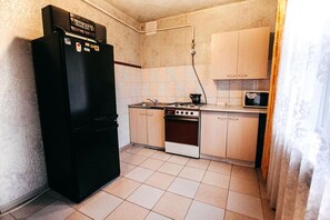 Fridge, microwave, stovetop, electric kettle