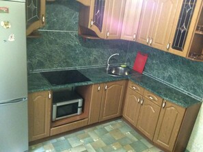 Private kitchen - Apartment on Sovetskaya 164 (Tambov)