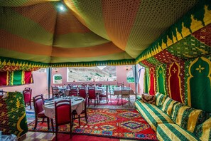 Free daily continental breakfast - Riad Sephora (Toudgha El Oulia)